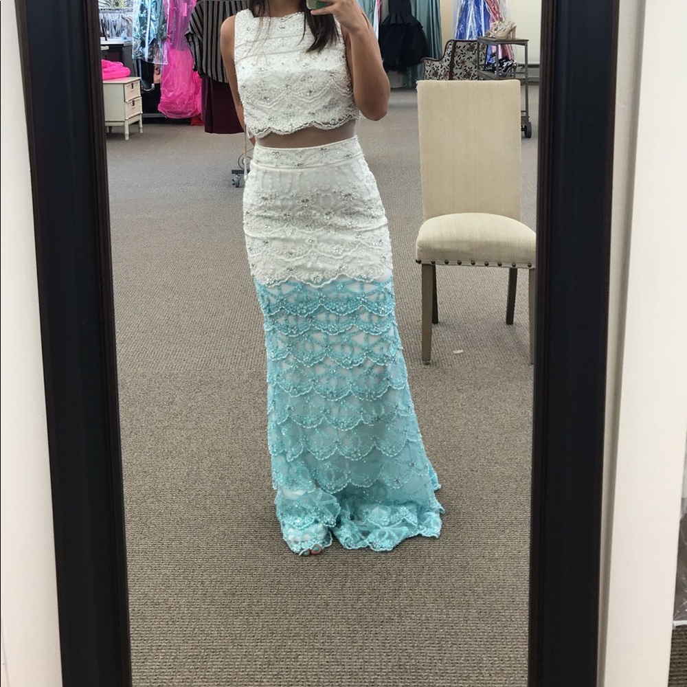 Tony Bowls / Prom Dress